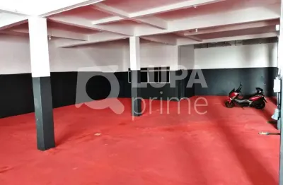 Galpão comercial com 700m² para locação na vila maria