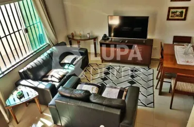 Casa com 3 quartos e 2 vagas de garagem à venda na vila maria alta