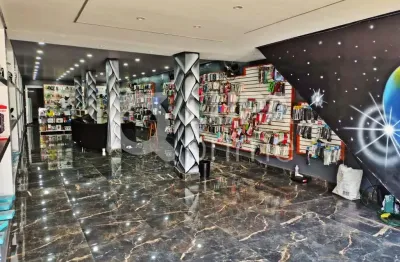 Casa com 2 quartos à venda na Rua Alonso Peres, 582, Vila Sabrina, São Paulo