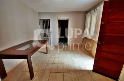 Casa com 3 quartos e 2 vagas de garagem à venda na vila maria alta