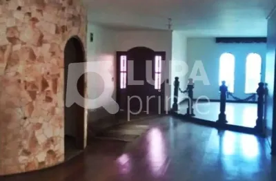 Casa com 3 quartos e 5 vagas de garagem à venda na vila maria alta