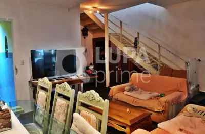 Casa com 3 quartos e 4 vagas de garagem para locação no tucuruvi
