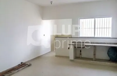 Casa com 3 quartos e 3 vagas de garagem para locação na vila maria alta