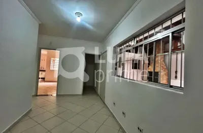 Casa comercial com 5 salas para alugar na Rua Moreira de Vasconcelos, 491, Vila Maria Alta, São Paulo
