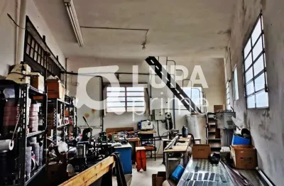 Prédio com 4 salas para alugar na Rua Padre Sabóia de Medeiros, 1082, Vila Maria Alta, São Paulo