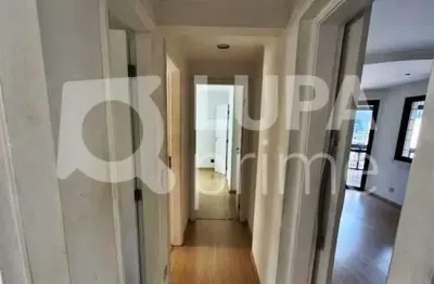 Apartamento com 3 quartos e 2 vagas de garagem à venda em santana