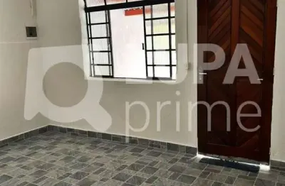 Casa com 2 quartos e 1 vaga de garagem para locação no parque novo mundo