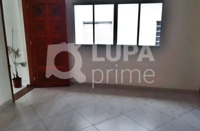 Casa com 2 quartos e 2 vagas de garagem para locação na vila guilherme