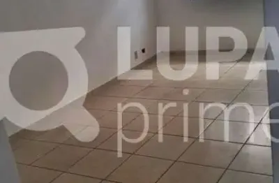 Casa com 3 quartos e 4 vagas de garagem à venda na freguesia do ó