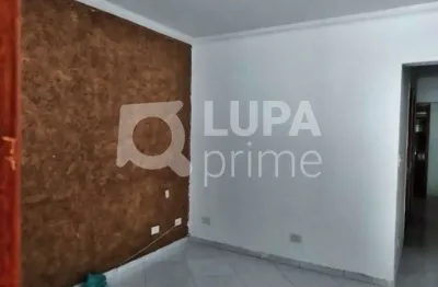 Casa com 3 quartos e 1 vaga de garagem para locação na vila maria baixa