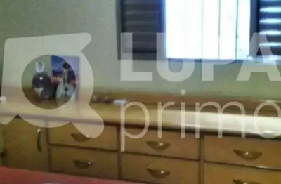 Casa com 3 quartos e 3 vagas de garagem à venda na vila constança