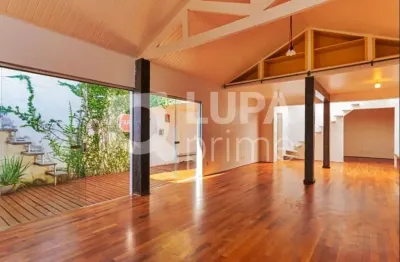 Casa com 2 quartos e 23 vagas de garagem à venda na vila madalena