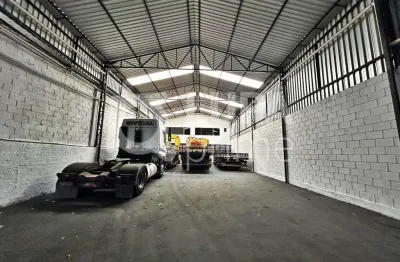 Galpão comercial com 220m² para locação no parque novo mundo