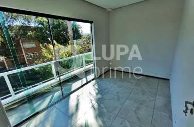 Prédio com 13 salas à venda na Avenida Imirim, 3534, Imirim, São Paulo