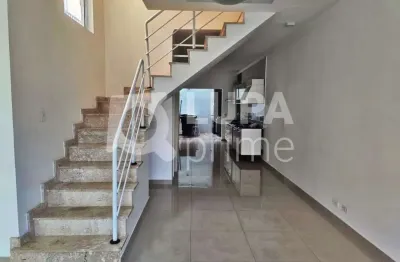 Casa com 3 quartos e 2 vagas de garagem para locação na vila isolina mazzei