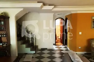 Sobrado com 3 quartos e 8 vagas de garagem para venda, tucuruvi