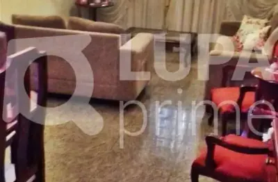 Casa com 3 quartos e 4 vagas de garagem à venda na vila nova mazzei