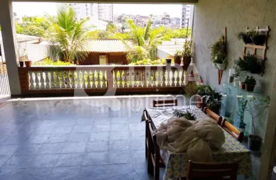 Casa assobradada com 03 quartos e 6 vagas de garagem para venda, vila maria alta, são paulo