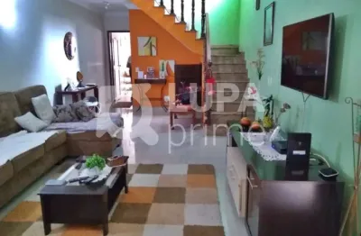 Sobrado com 3 quartos e 2 vagas de garagem a venda no jardim guança