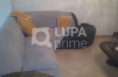 Sobrado com 3 quartos e 2 vagas de garagem a venda na vila maria