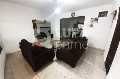 Casa térrea com 2 quartos e 3 vagas de garagem para venda, cidade parque alvorada, guarulhos