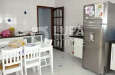 Sobrado com 3 quartos e 3 vagas de garagem para venda, vila maria, são paulo