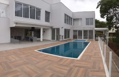 Casa de condomínio gran royalle 4 quartos, piscina, espaço gourmet.