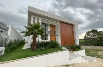 Casa moderna linear com piscina em condominio, vespasiano/mg