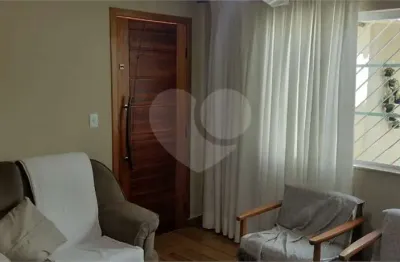 Casa com 5 quartos à venda na Rua Amarais, Vila Carrão, São Paulo