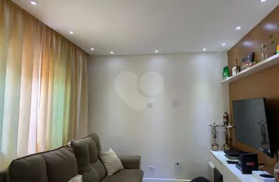 Casa em condomínio fechado com 2 quartos à venda na Alda Vieira, Vila Carrão, São Paulo