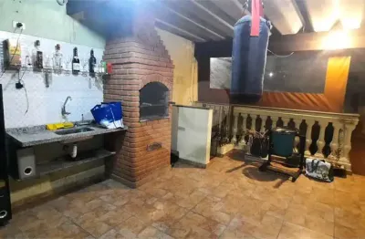Casa com 3 quartos à venda na Vila Ema, São Paulo 