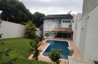 Sobrado com 4 quartos à venda ou para locação em vila paulo silas - sp