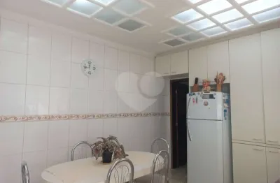 Casa com 5 quartos à venda na Avenida Senador Roberto Simonsen, Centro, São Caetano do Sul