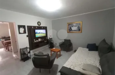 Casa com 5 quartos à venda na Rua Joaquim Abreu Luz, Parque São Lucas, São Paulo
