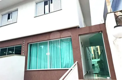 Casa com 3 quartos à venda na Rua Pedro Nolasco da Cunha, Jardim Avelino, São Paulo