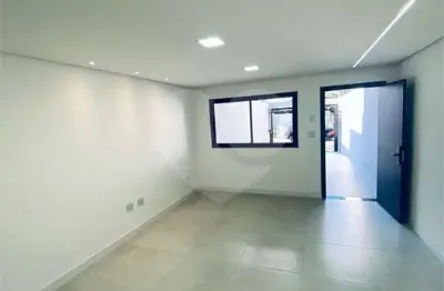 Casa com 3 quartos à venda na Rua Barão do Pirai, Vila Lucia, São Paulo