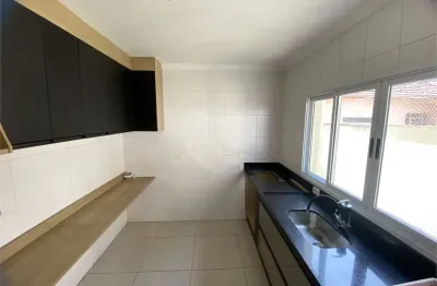 Sobrado com 3 quartos à venda ou para locação em campestre - sp