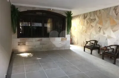 Casa com 3 quartos à venda na Rua Pedro Voss, 479, Vila Carrão, São Paulo