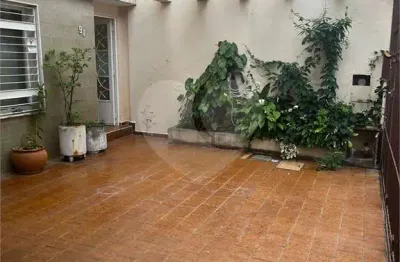 Casa com 3 quartos para alugar no Jardim Anália Franco, São Paulo 