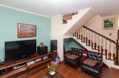 Casa com 3 quartos à venda na Rua Malva Rosa, 33, Jardim São Roberto, São Paulo