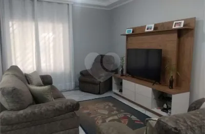 Casa com 3 quartos à venda na Rua Fabiano Alves, Vila Prudente, São Paulo