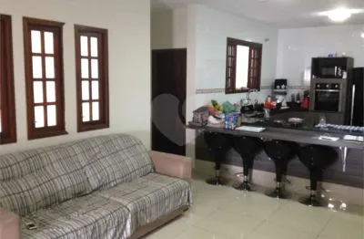 Casa com 2 quartos à venda na Rua Cerqueira Lima, Vila Junqueira, Santo André
