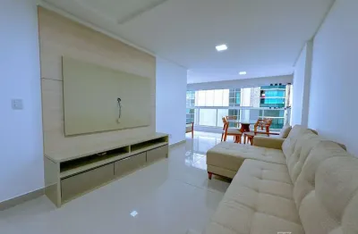 Residência paradisíaca: apartamento de 3 quartos com vista deslumbrante para o mar!