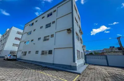 Apartamento 2 quartos primeiro andar próximo praia do riacho