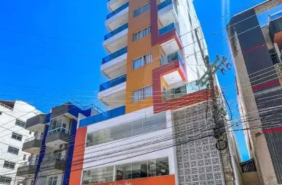 Apartamento com dois quartos, sendo duas suítes a venda na praia do morro, em guarapari, a duas quadras do mar