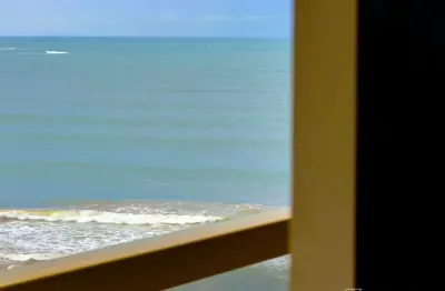 Exclusivo: Apartamento mobiliado, 3 quartos e DCE, na melhor localização da Praia do Morro.