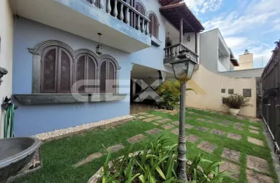 Casa com 5 quartos à venda na Rua Delfinópolis, 829, Santo Antônio, Divinópolis