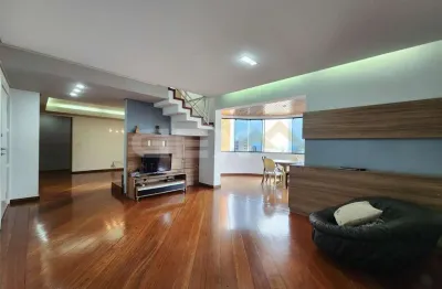 Cobertura com 5 quartos à venda na Avenida Rio Grande do Sul, 1121, Centro, Divinópolis