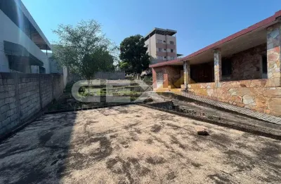 Lote com toda infraestrutura com 718,80m² no bairro porto velho