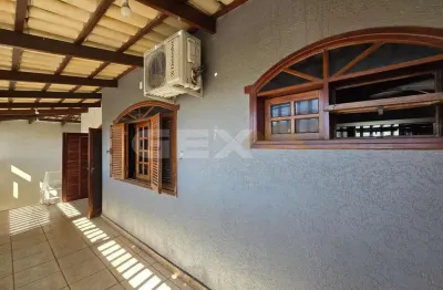 Casa com 4 quartos à venda na Rua Bom Sucesso, 589, Antônio Fonseca, Divinópolis